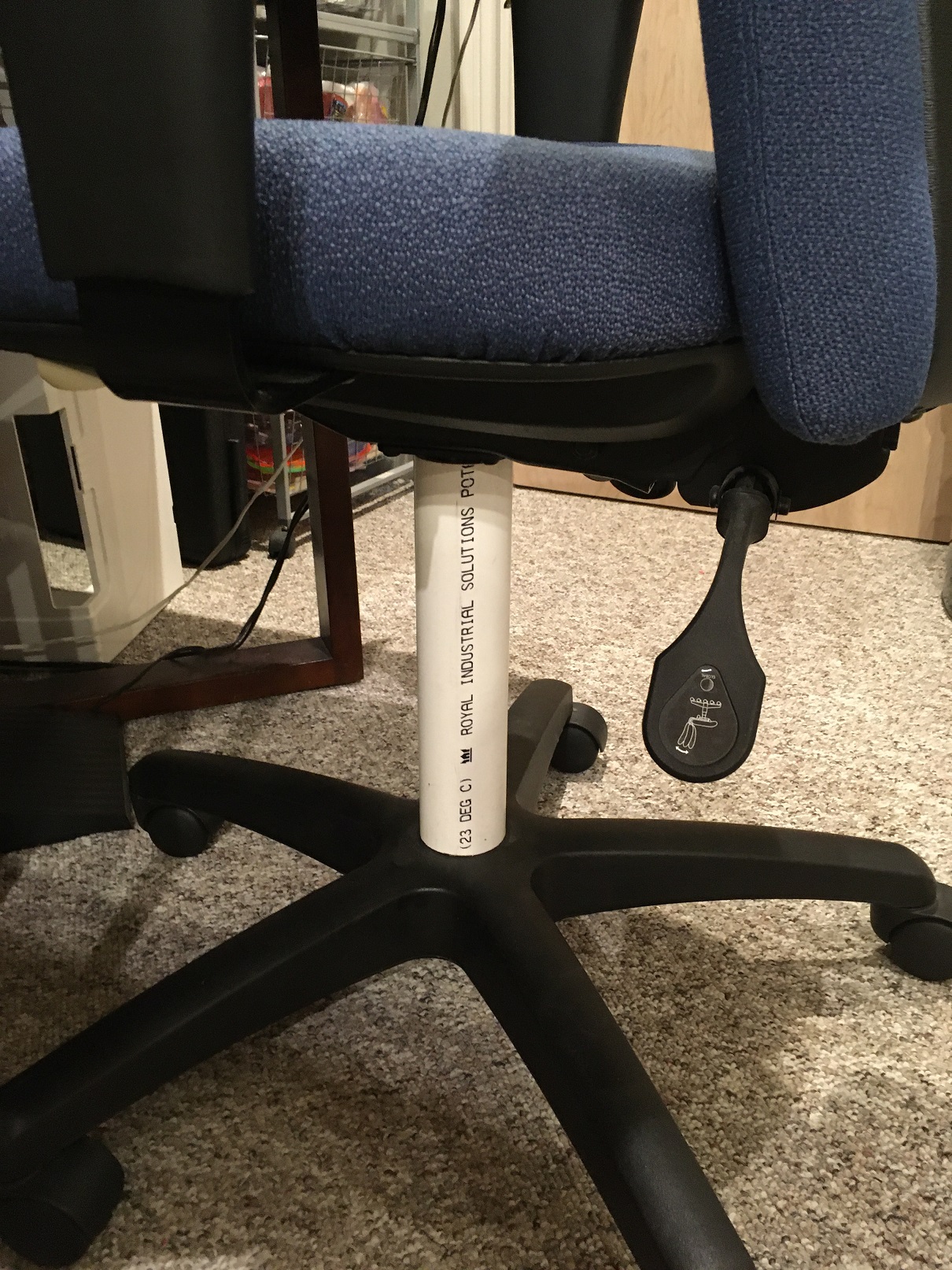 My steno sewing chair with a quick fix