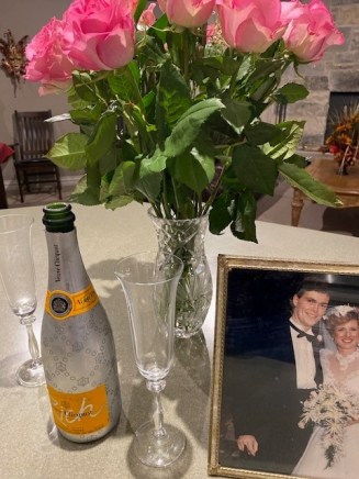 My 35th wedding anniversary - a night to celebrate!